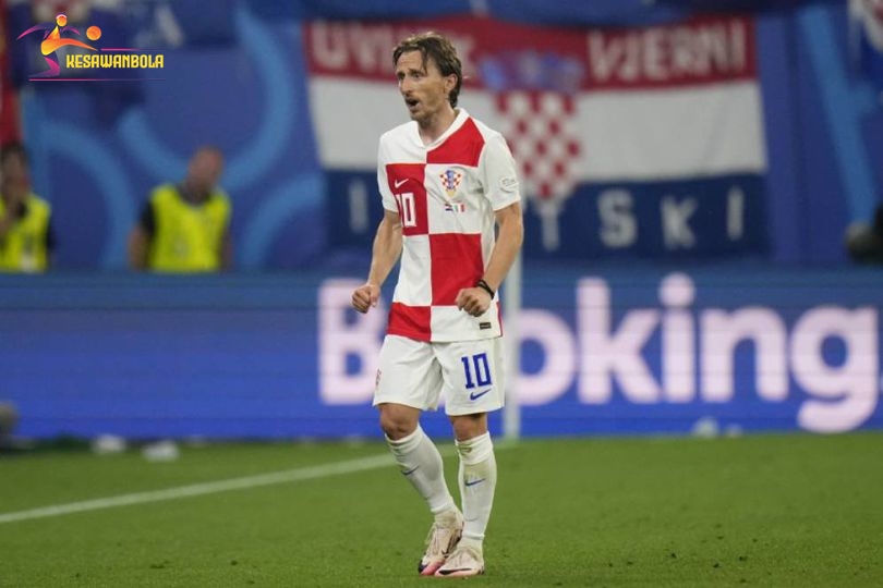 Kesedihan Netizen untuk Luka Modric: Kasihan Banget, Sudah Waktunya Pensiun, Pulang Kampung dan Jadi Caleg