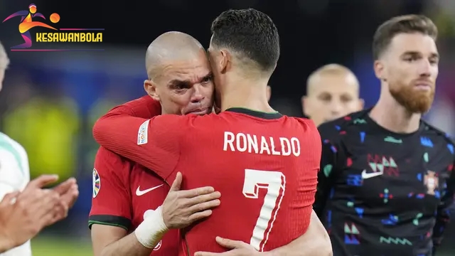 Cristiano Ronaldo Kirim Pesan ke Pepe yang Baru Saja Memutuskan Pensiun dari Sepak Bola: Sahabat dan Rasa Hormat