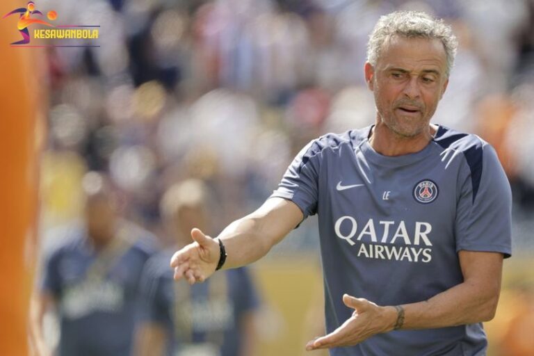 Ada Apa, Luis Enrique? Begini Detik-detik Pelatih PSG Dorong Joao Pedro di Final Piala Dunia Antarklub