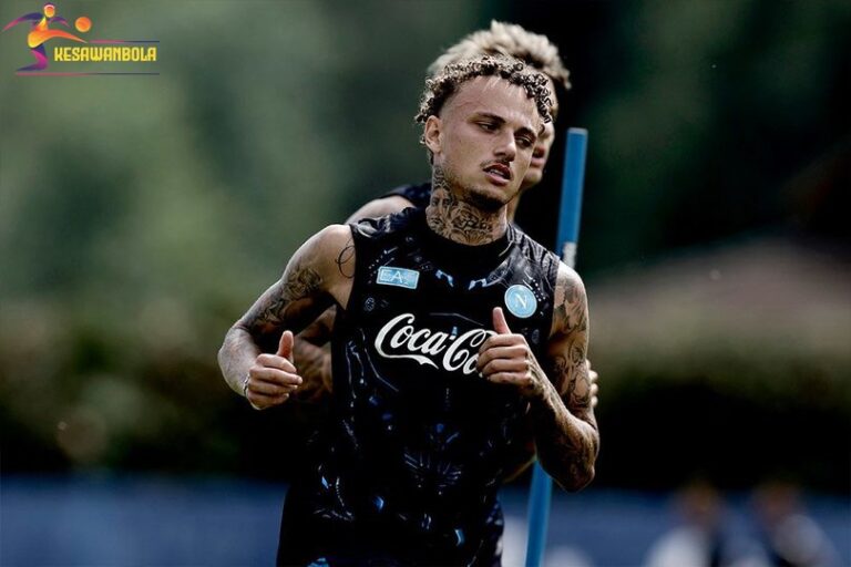 Pemain Baru Napoli Ini Akui Sempat Didekati AC Milan, Tapi…