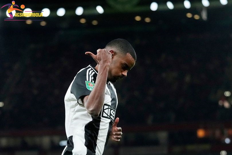 Ternyata, MU Sempat Dekati Alexander Isak Sebelum Liverpool Mengincar