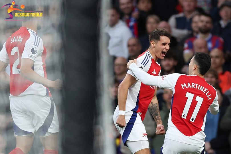 Jangan Dong! Mikel Arteta Rayu Bek Arsenal Ini agar Tidak Cabut dari London Utara
