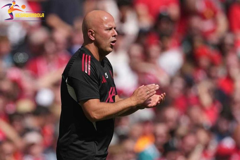 Bursa Transfer Hampir Tutup, Liverpool Ngebut Kejar 2 Bek Sekaligus demi Pertahankan Gelar Premier League